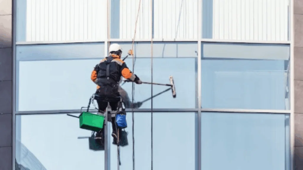 Commercial window cleaning